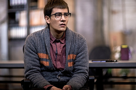 经超《黑暗者》饰演尹剑与本人反差大