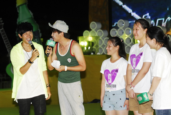 林俊杰与粉丝互动