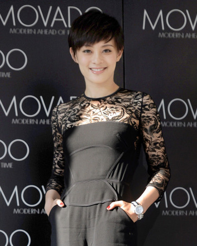  孙俪短发 清丽脱俗 娘娘扮靓有绝技_消费频道_