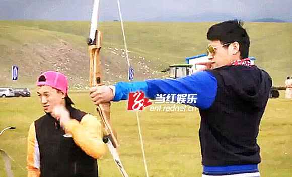 哪鹅-陆毅在草原射箭