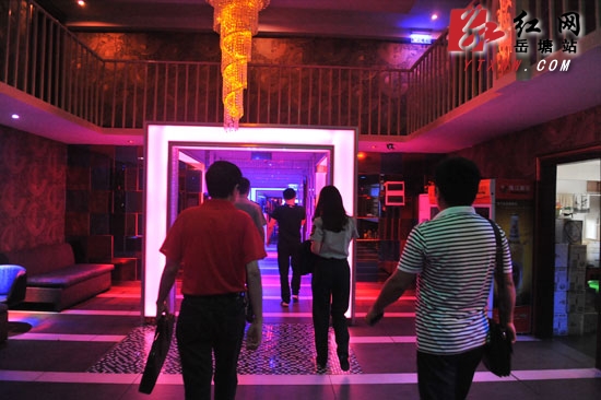 岳塘区开展娱乐场所专项督查 保障市民娱乐消费安全