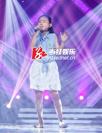 《新声代》羽泉爱徒祖孙情深 茜拉忆外公泣不