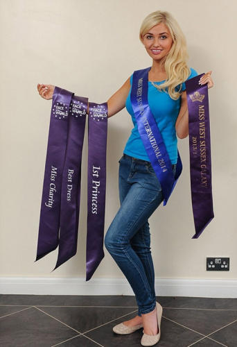 如今她恢复了自信