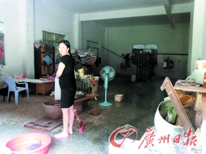 慧女士在租的房子里收养小动物。