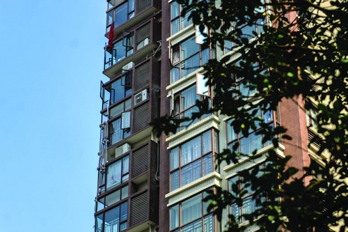 huangj1409475_nEO_IMG.jpg