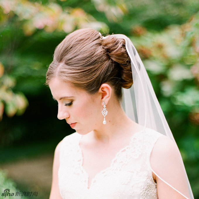 19款<em>适合</em>佩戴<em>头纱的新娘发型</em>_消费频道_红网