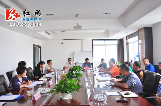 张家界市高度重视双联和困难职工帮扶工作获