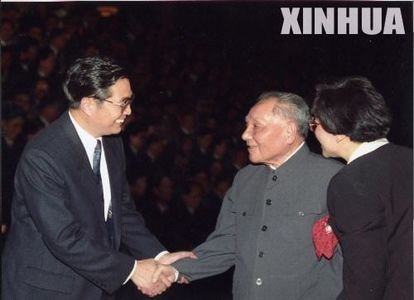 胡锦涛被选为“接班人”内幕