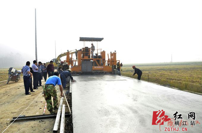 省道317桃江段建设快速推进