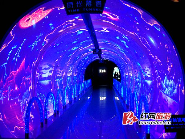 北海海洋之窗_时光隧道