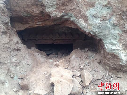 四川三台：发现魏晋崖墓群 现“王母娘娘”符号