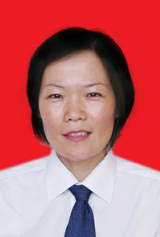 邱丙霞:代理妈妈情意长