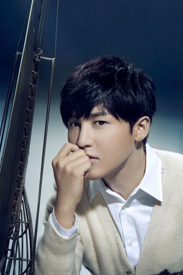 李炜《月弯弯》单曲封面