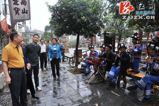 杨金鸢调研张家界市文化改革发展工作