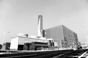→10月26日,株洲城市生活垃圾焚烧发电厂投入使用。 本报记者金林摄