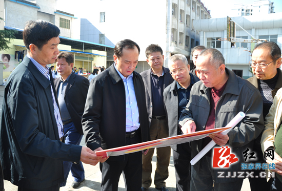 许显辉调研澧兰路、旅职学校扩建、南门口特色街区等建设项目（图）