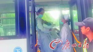 孕妇路边产子