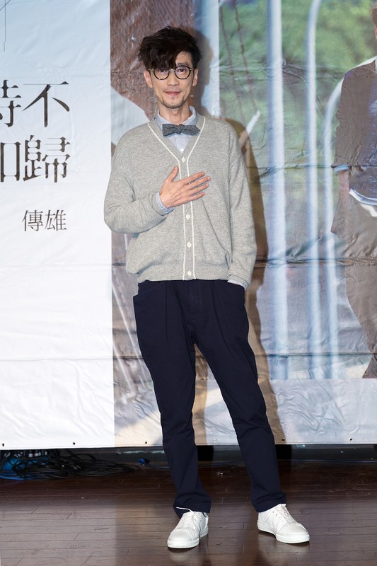 周传雄