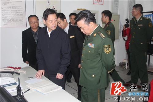 省政府副秘书长虢正贵督查武陵源景区冬季消防工作