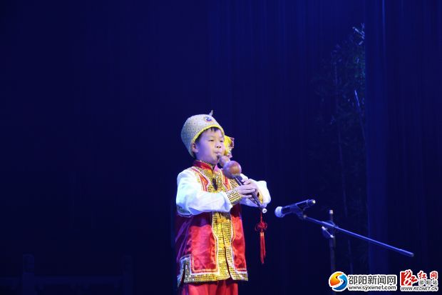 黄民祥举办民族乐器演奏音乐会