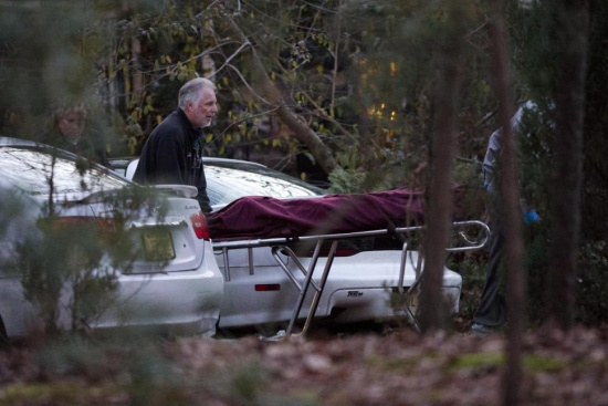 美国再现家庭惨剧:44岁母亲枪击三名子女后自杀