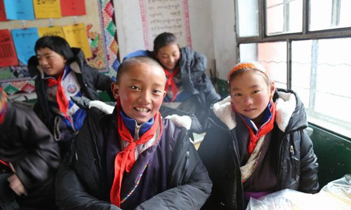 Love Packages from Premier Li Keqiang - redn