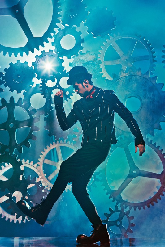 周杰伦新专辑《唉呦，不错哦》预购海报 