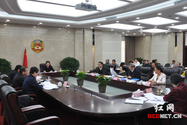 12月23日，十一届湖南省政协第31次主席会议在长沙召开。