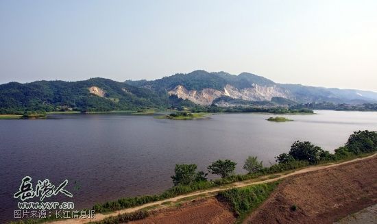 小墨山37年的守护只为有朝一日造福三湘人民_岳阳新闻2014年12月18日