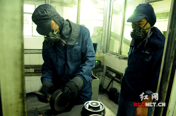做好燃料采制样工作，严控热值差。