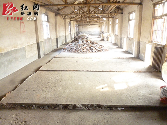 岳塘区2014年规模养殖退出工作通过区级验收