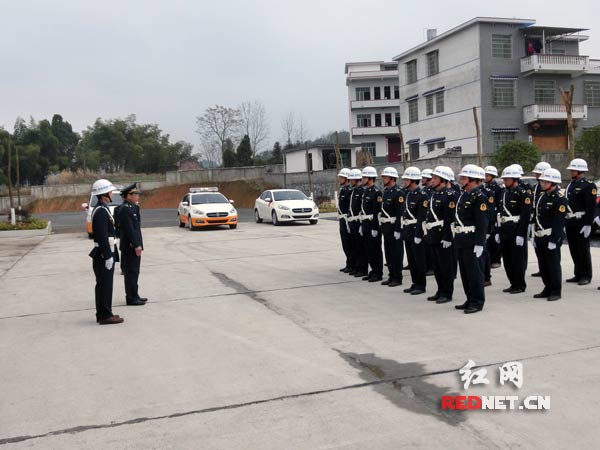 1月8日，邵阳市公路管理局湾头桥超限检测站正式成立。