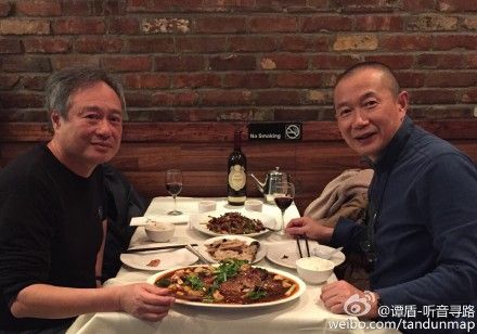 老友相聚