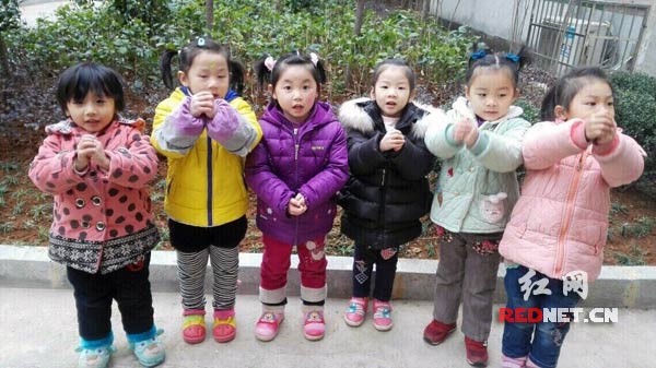 我们是送吉祥的小天使