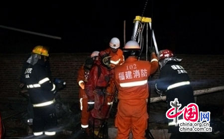 养殖场内1人掉进沼气池 6人去施救反致3死4伤(图)