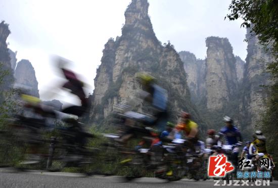 张家界市武陵源区旅游逆势上扬 去年接待1539.8万人次