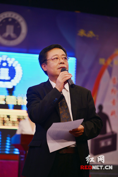 湖南省政协第十届、第十一界政协委员李定明。