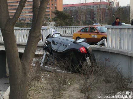 军牌车