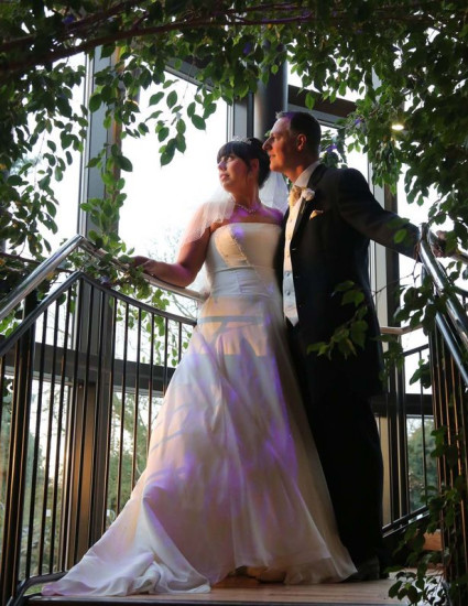 胖妹子为减肥推迟婚礼11年减掉100斤后终完婚（图）