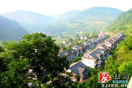 武陵源：加大投入改善人居环境 建设美丽新农村