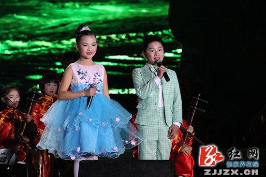 慈利县首届少儿春节联欢晚会：唱响核心价值观