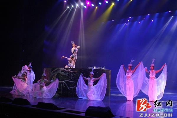 张家界魅力湘西再度启程 出访保加利亚和捷克