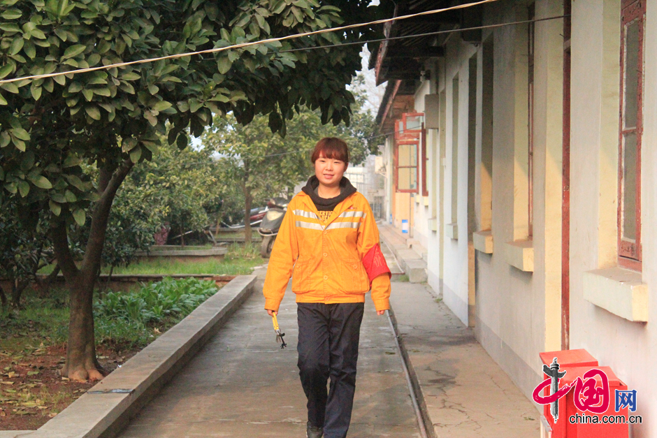 90后美女桥隧看守工的春运(组图)