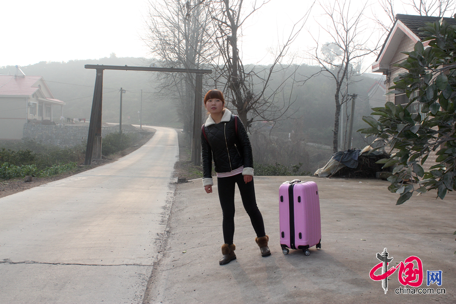 90后美女桥隧看守工的春运(组图)