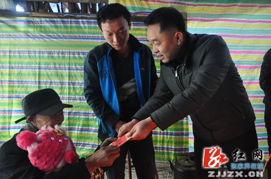 桑植县：刘卫兵走访慰问困难群众