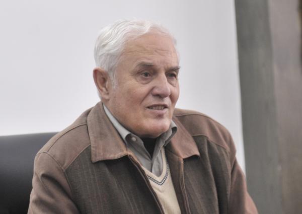 新疆七旬“外裔中国人”李忆祖：我不是“老外”，是新疆人