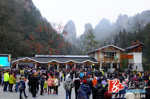 多重优惠“引爆”羊年春节黄金周