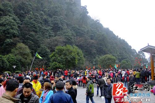 多重优惠“引爆”羊年春节黄金周