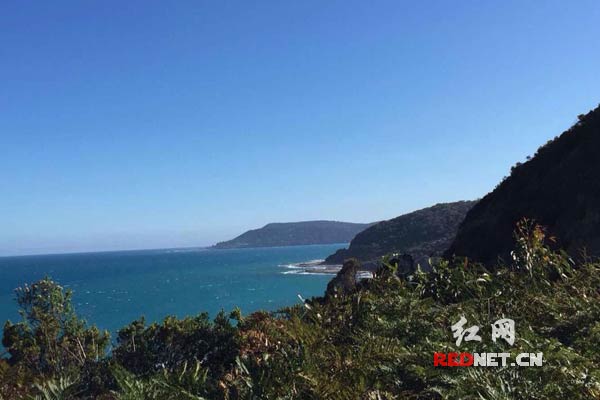 Great Ocean Road，一边是碧海