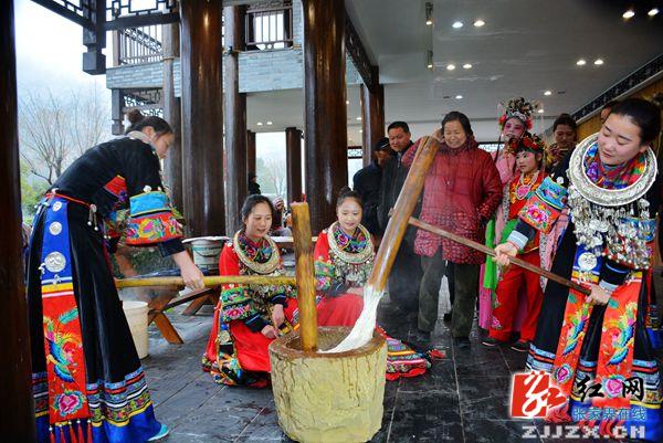 张家界黄龙洞景区羊年喜迎开门红